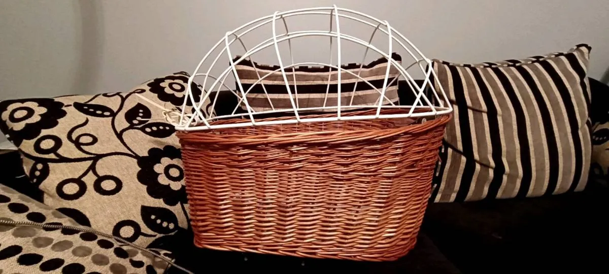 Dog carrier - Image 1