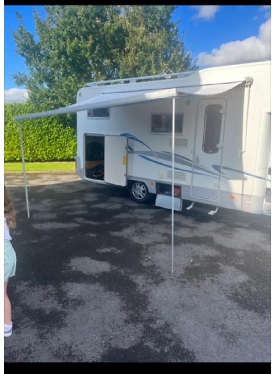 Camper Van - Image 3