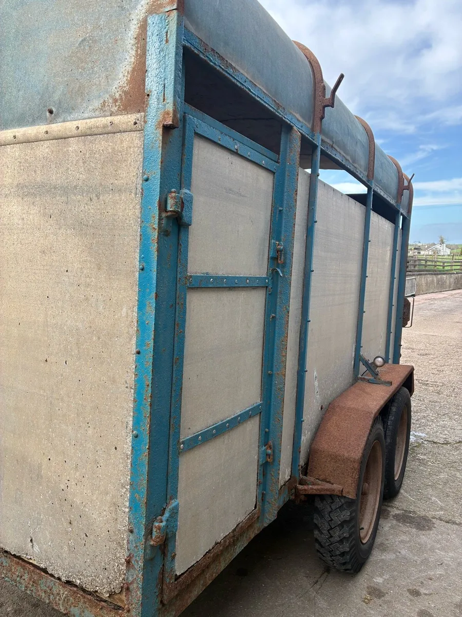 10ft 7 x 5ft 8 Armour Cattle trailer for Tractors - Image 4