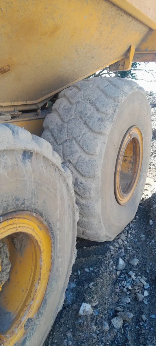 Volvo A25 Dump Truck - Image 4