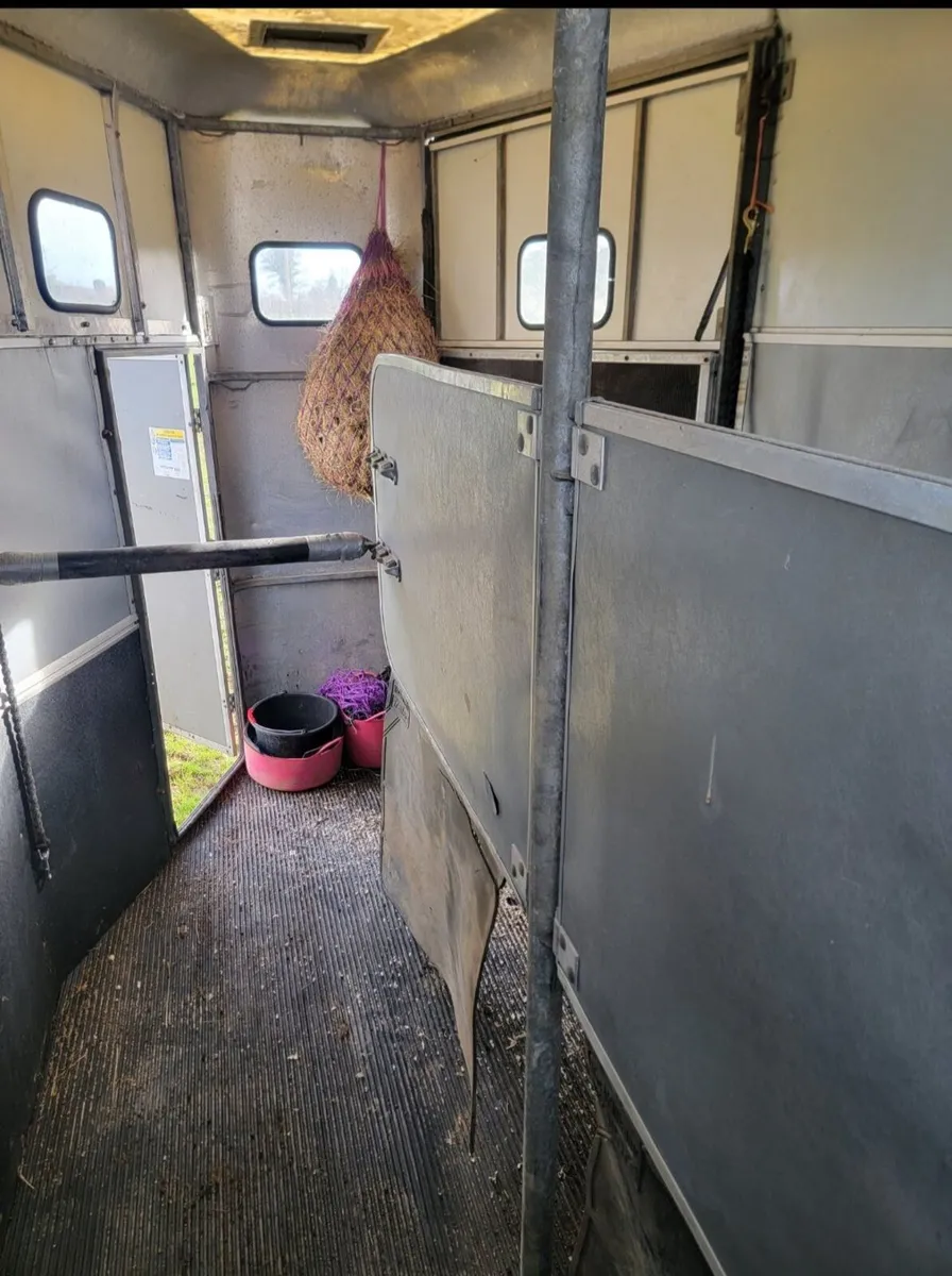 Horsebox for sale - Image 3