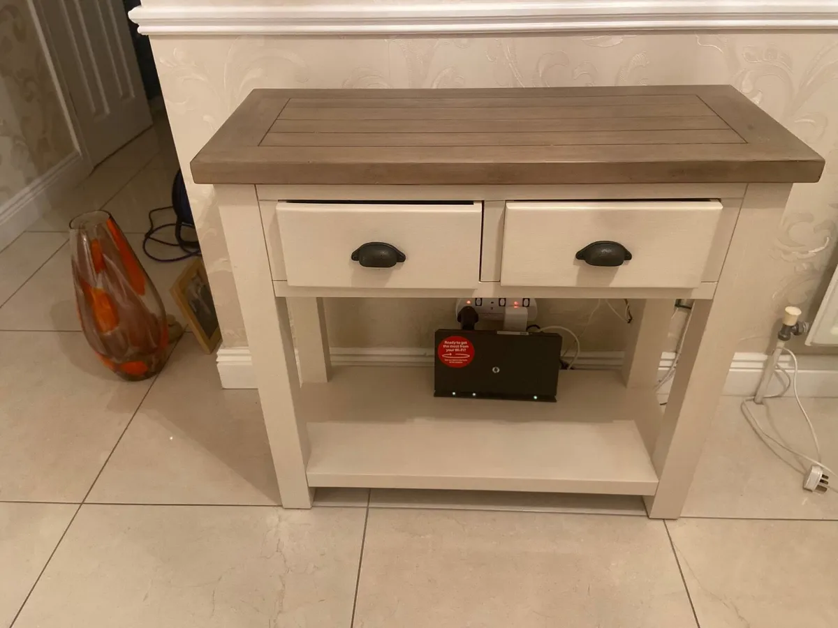 Hall table - Image 1