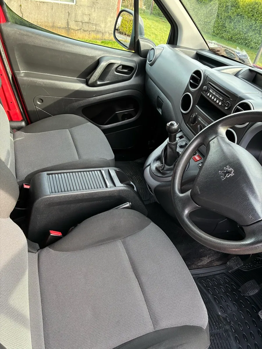 Peugeot Partner - Image 2