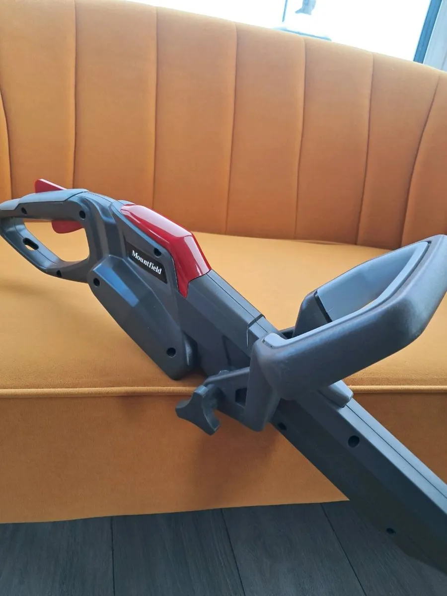 Mountfield Cordless Grass Trimmer + 2 Batteries - Image 2