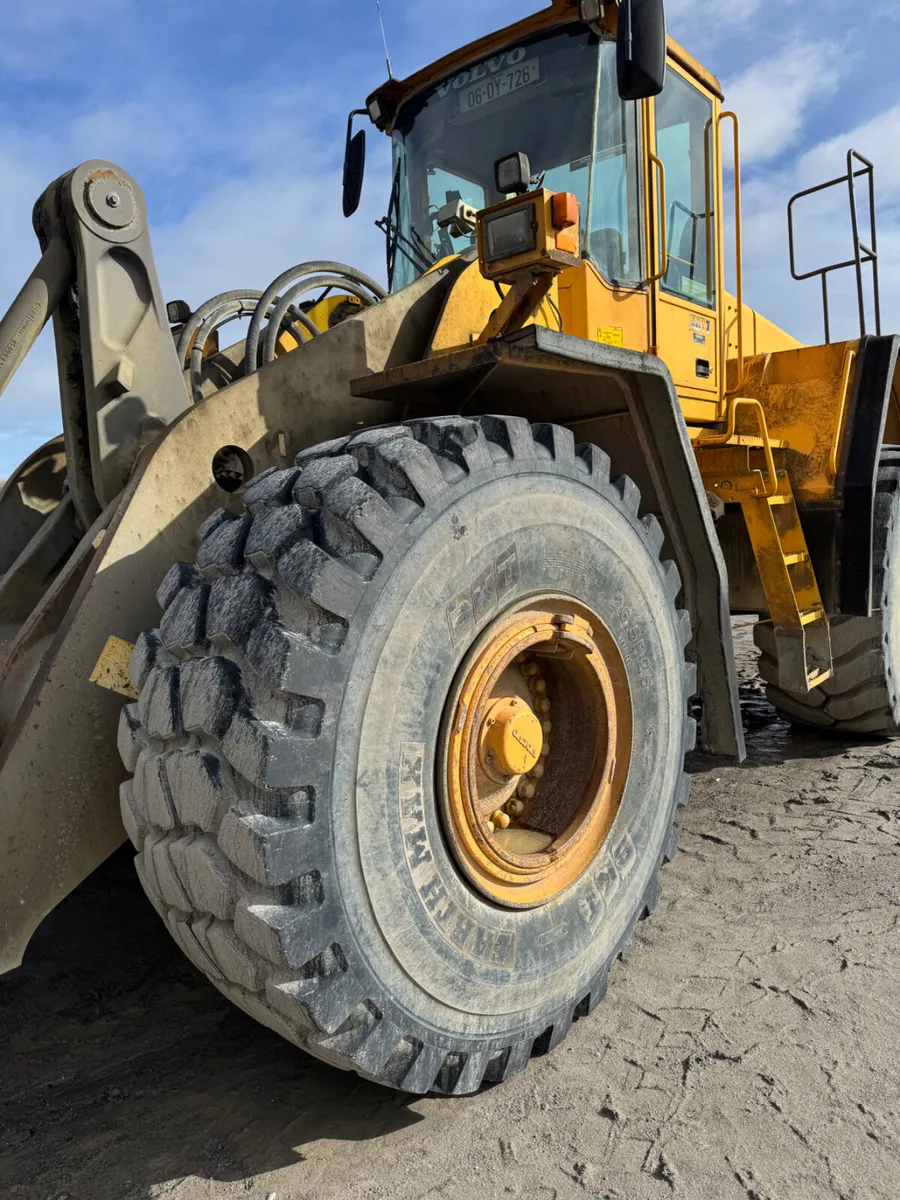 VOLV0 L180E 2006 LOADING SHOVEL - Image 4