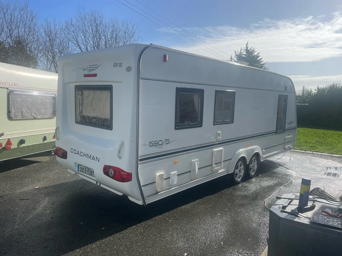 5 birth caravan - Image 4