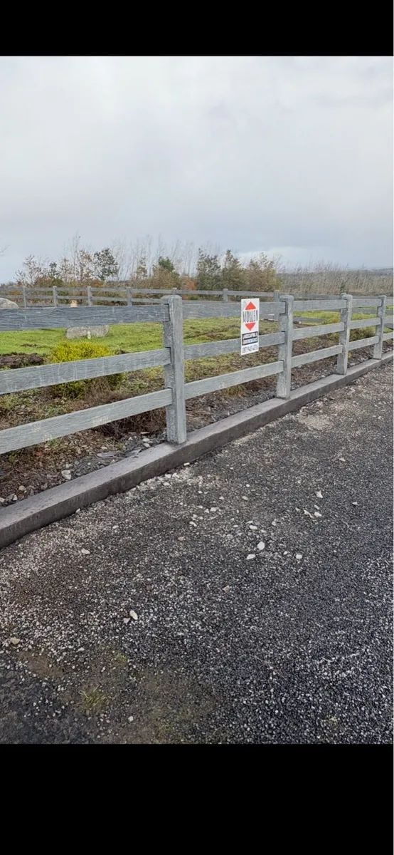 Concrete Ranch Rail fencing - Image 4