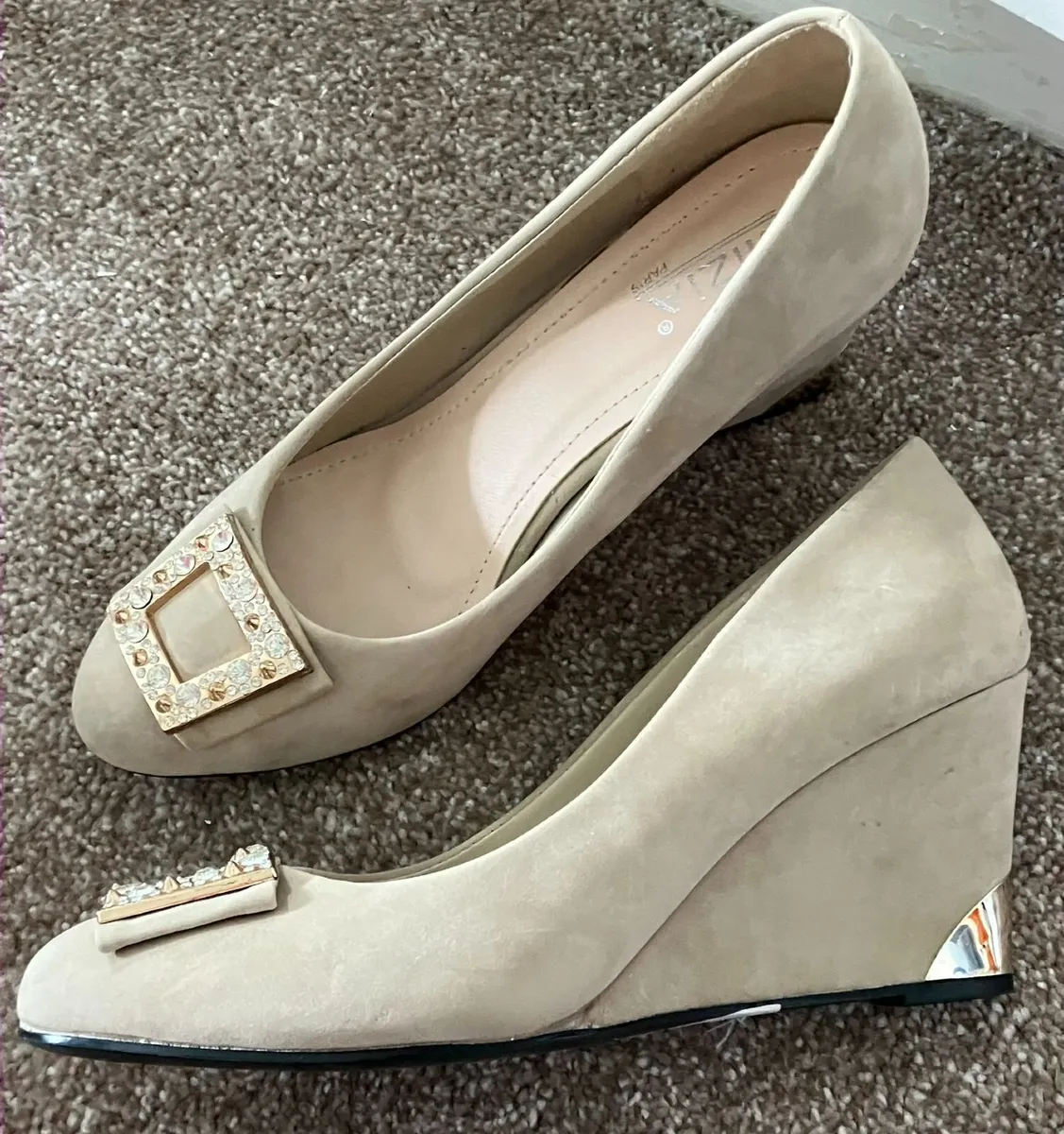 Ladies Shoes - Image 1