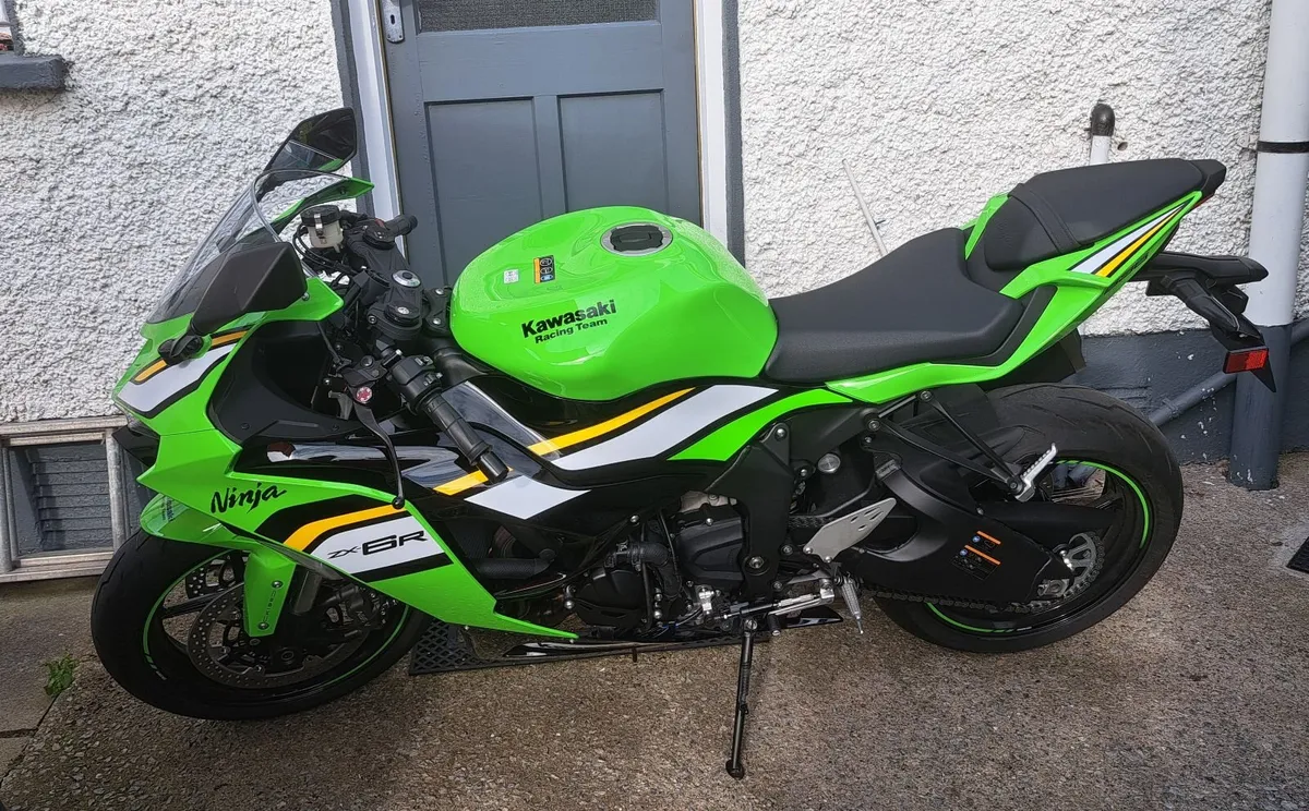 Kawasaki Ninja 2025 - Image 2