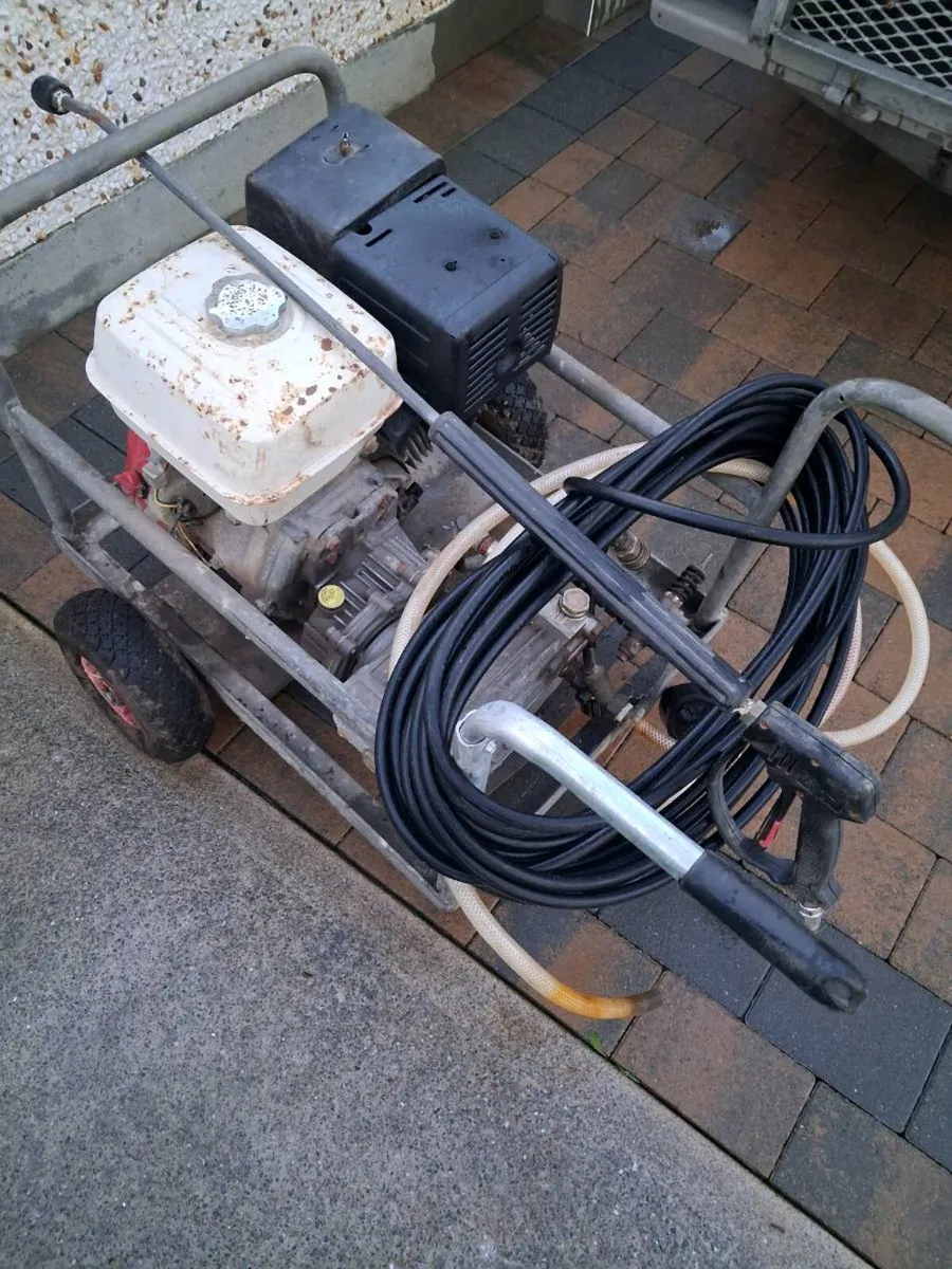 Honda Power washer for sale - Image 1