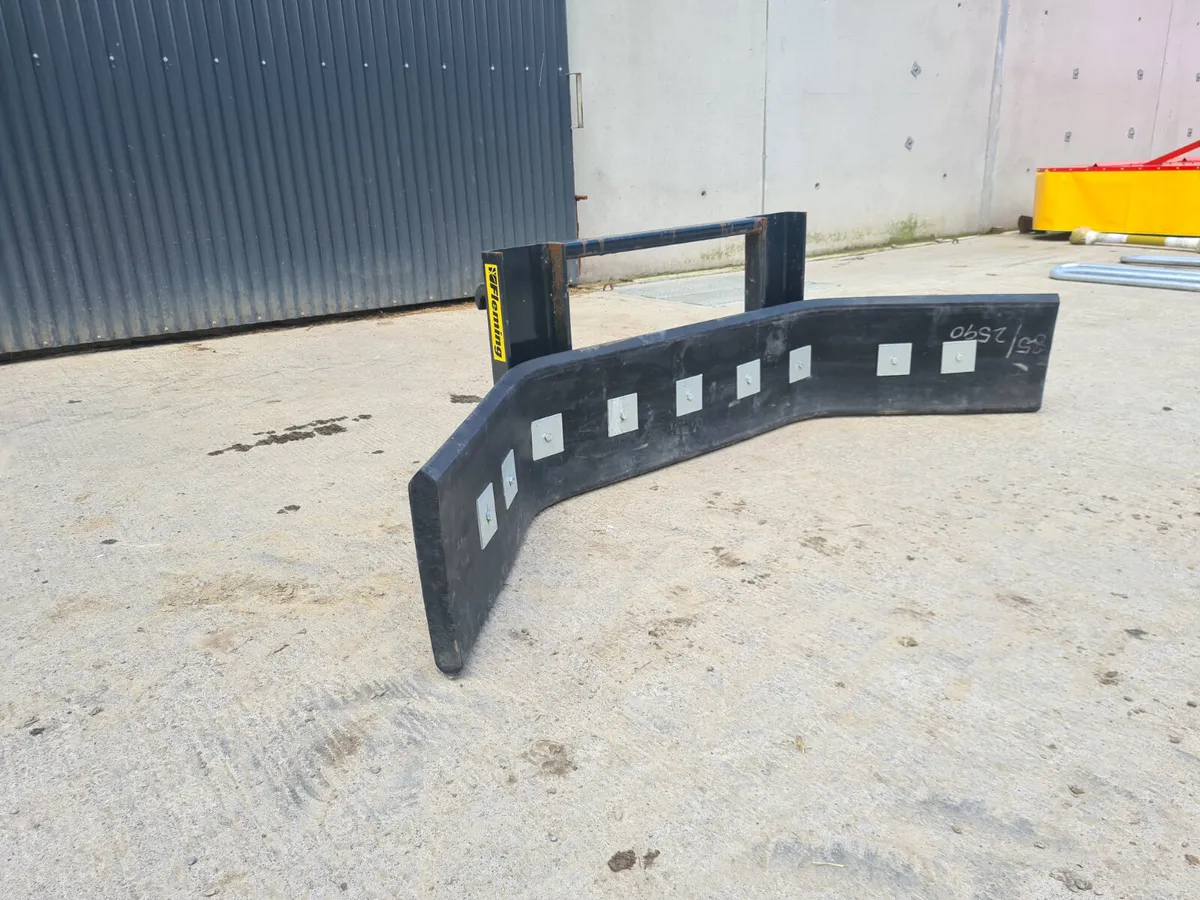 New FRONT LOADER YARD SCRAPERS INSTOCK - Image 3