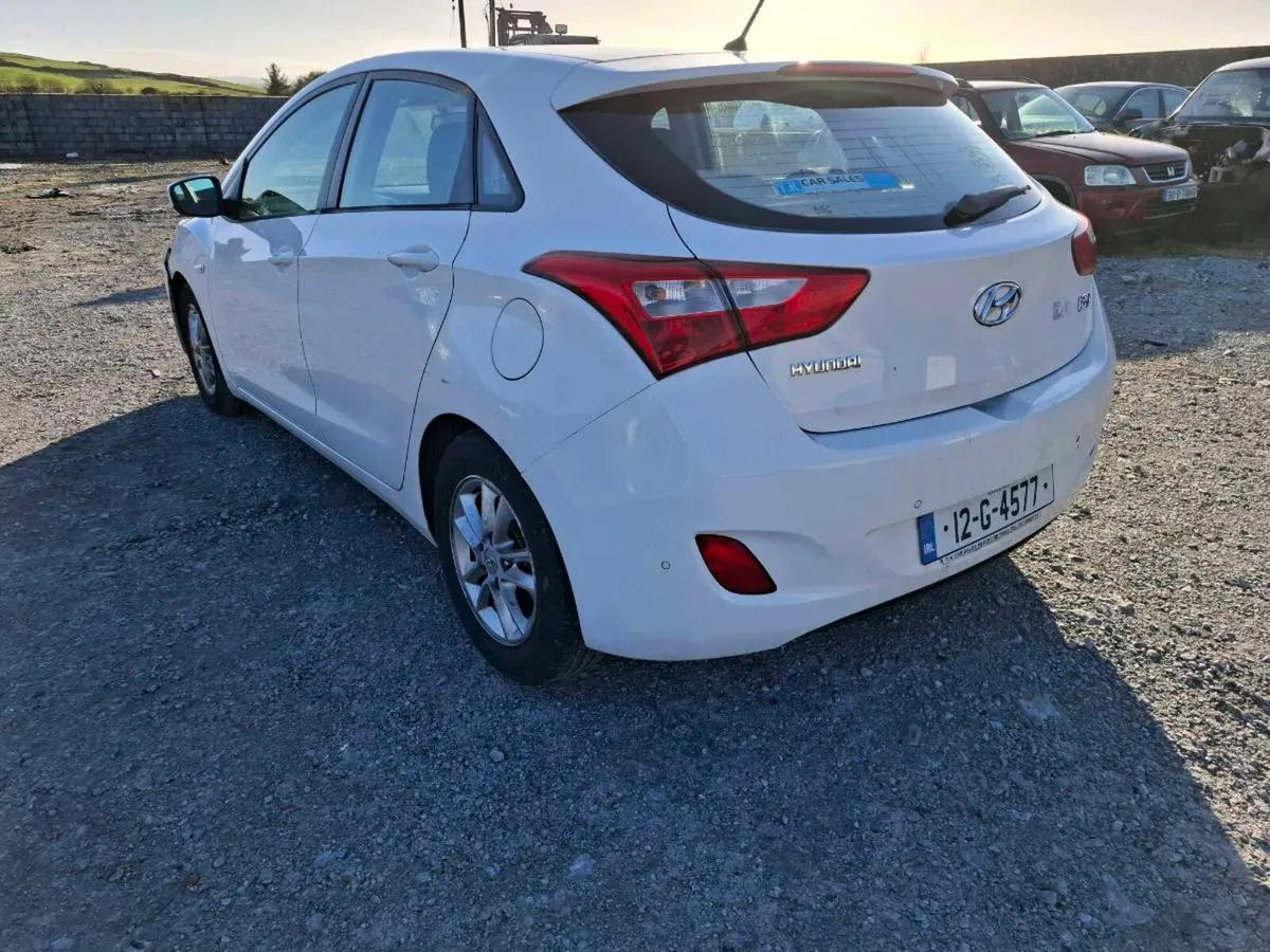 2012 HYUNDAI I30 DIESEL - Image 2