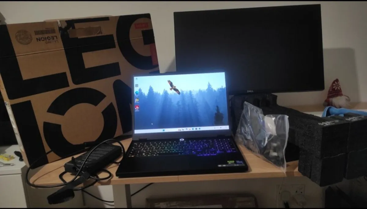 Lenovo Legion i5 RTX 5060 i7 16GB OLED 2.5kGaming - Image 1