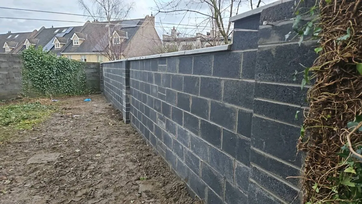 Bricklayer available - Image 2