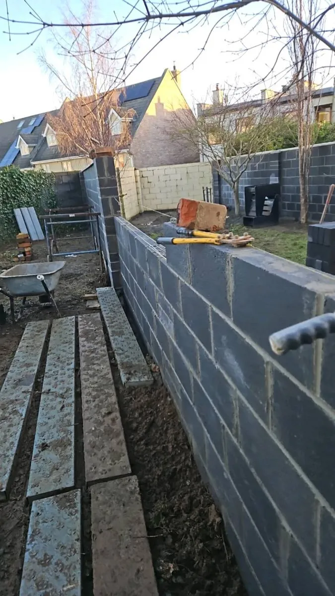 Bricklayer available - Image 3