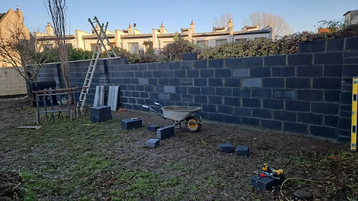 Bricklayer available - Image 4