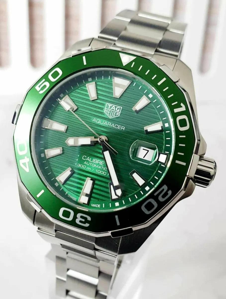 Tag Heuer Aquaracer caliber 5 - Image 1