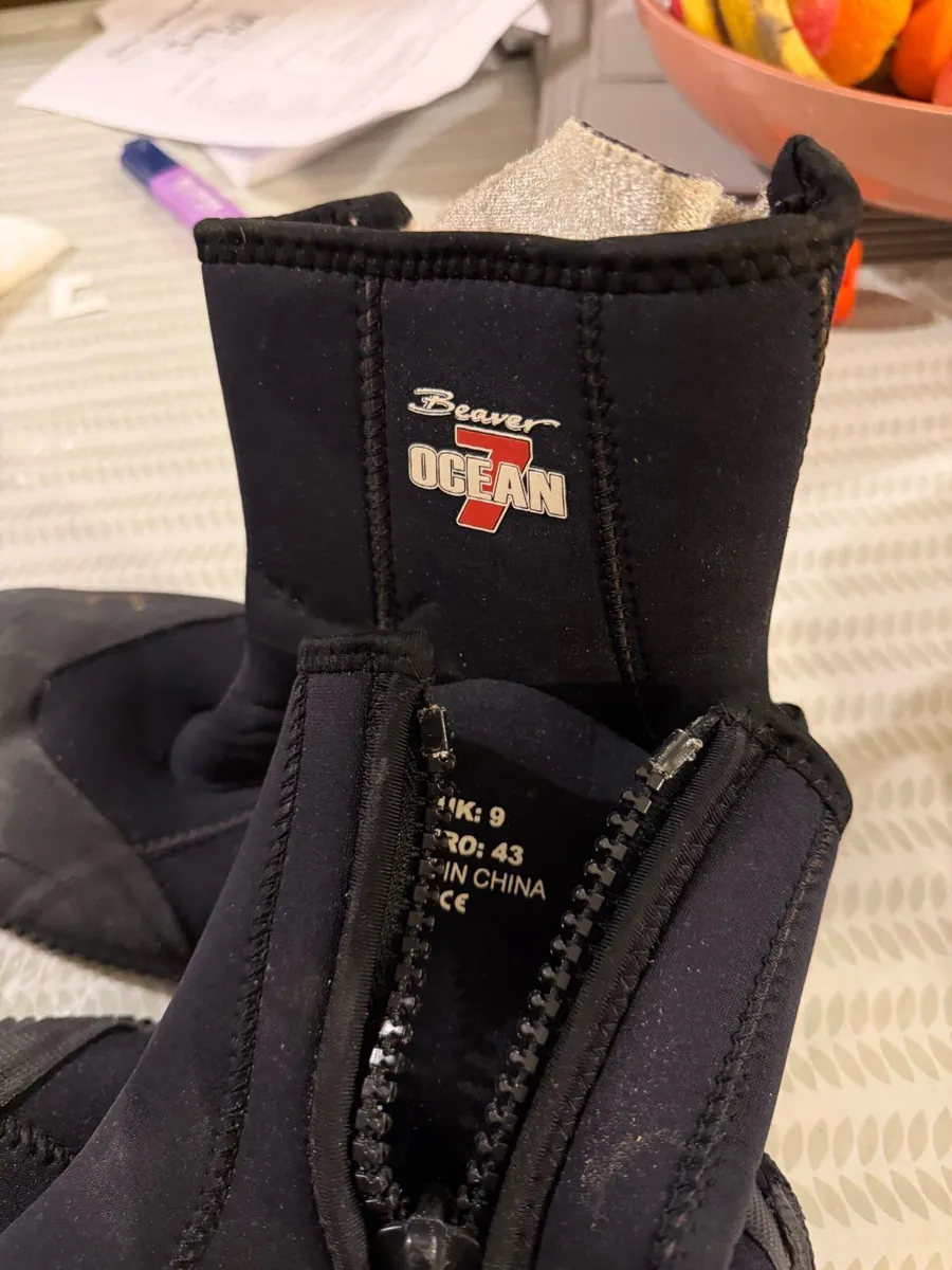 Scuba diving boots - Image 1