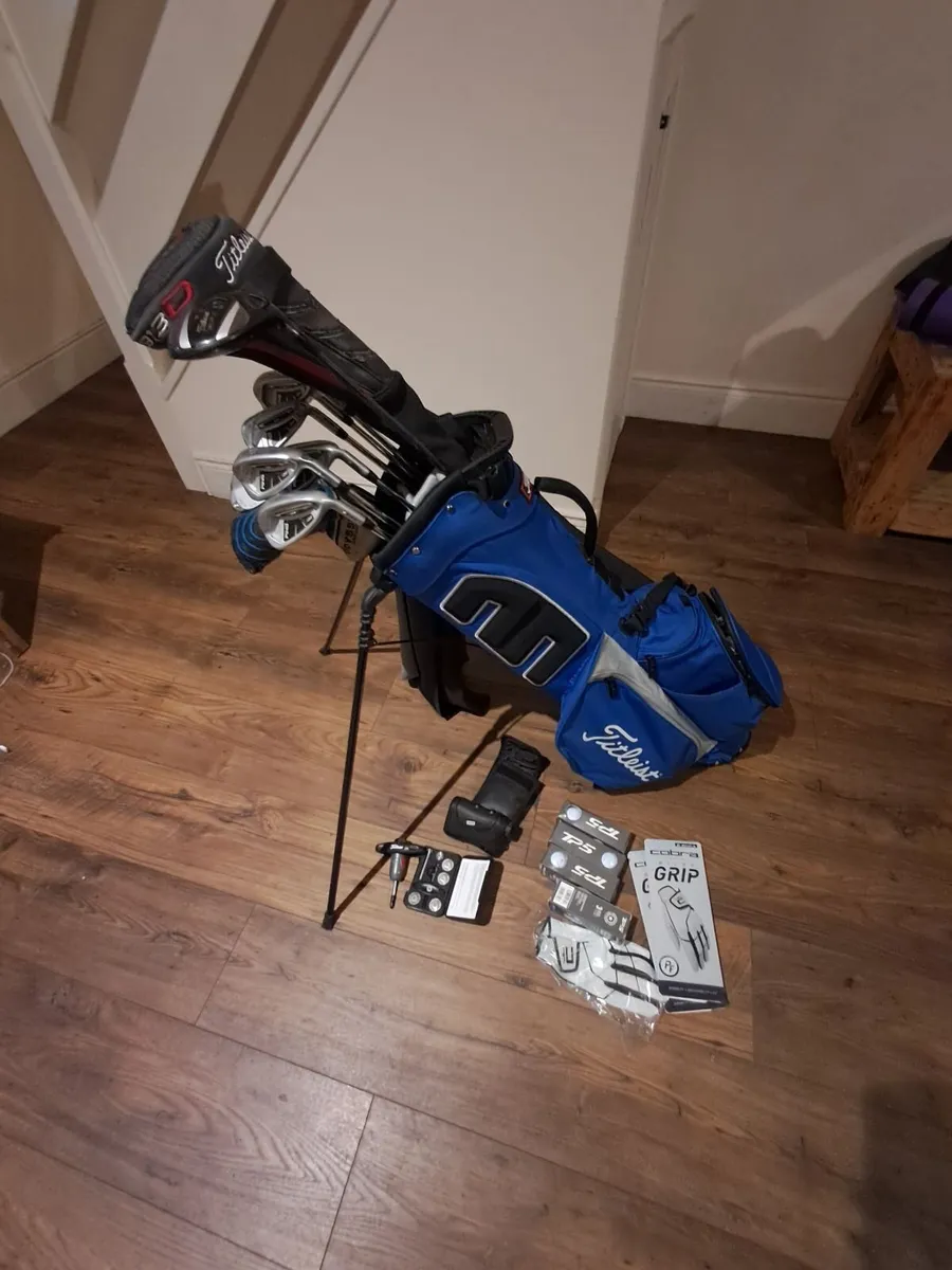 Golf clubs - Image 1