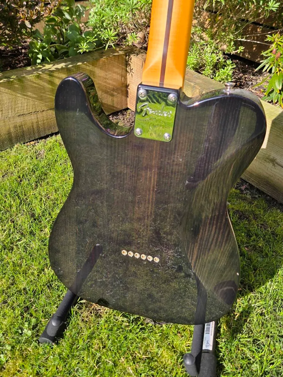 Fender Modern Player Telecaster Plus - Upgraded - Image 4