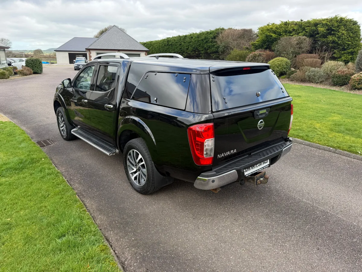 Nissan Navara crew cab ( top spec ) - Image 3