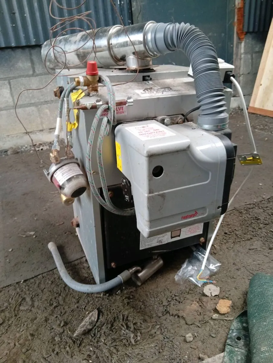 Condenser oil boiler