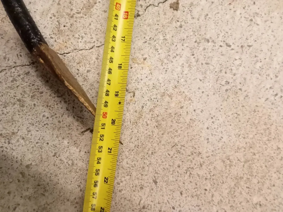 Old anchor - Image 2