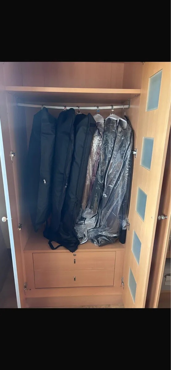 Wardrobe - Image 3