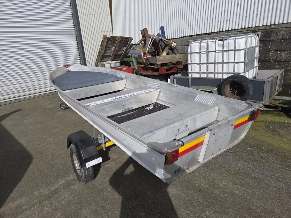 14 Aluminium boat - Image 3