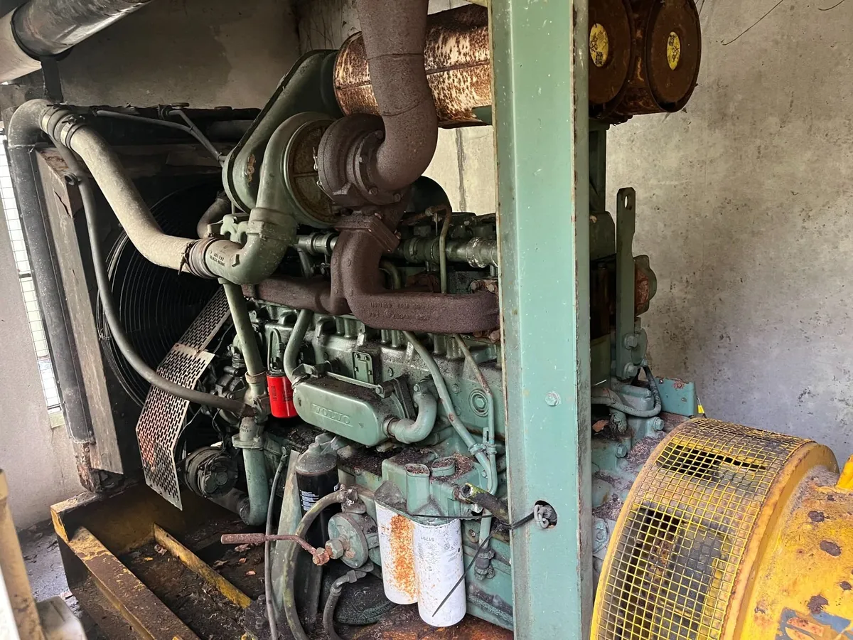 Diesel 6 cylinder Volvo electric generator. - Image 4