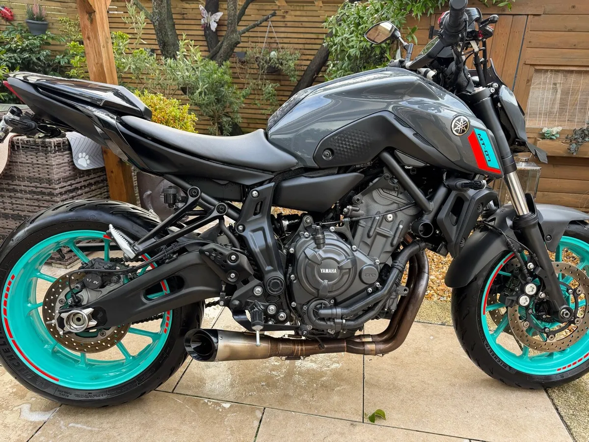 2024 Yamaha MT07 - Image 3