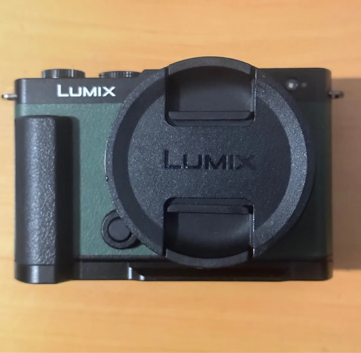 Panasonic Lumix S9 + 18-40mm Lens + SmallRig Grip - Image 4