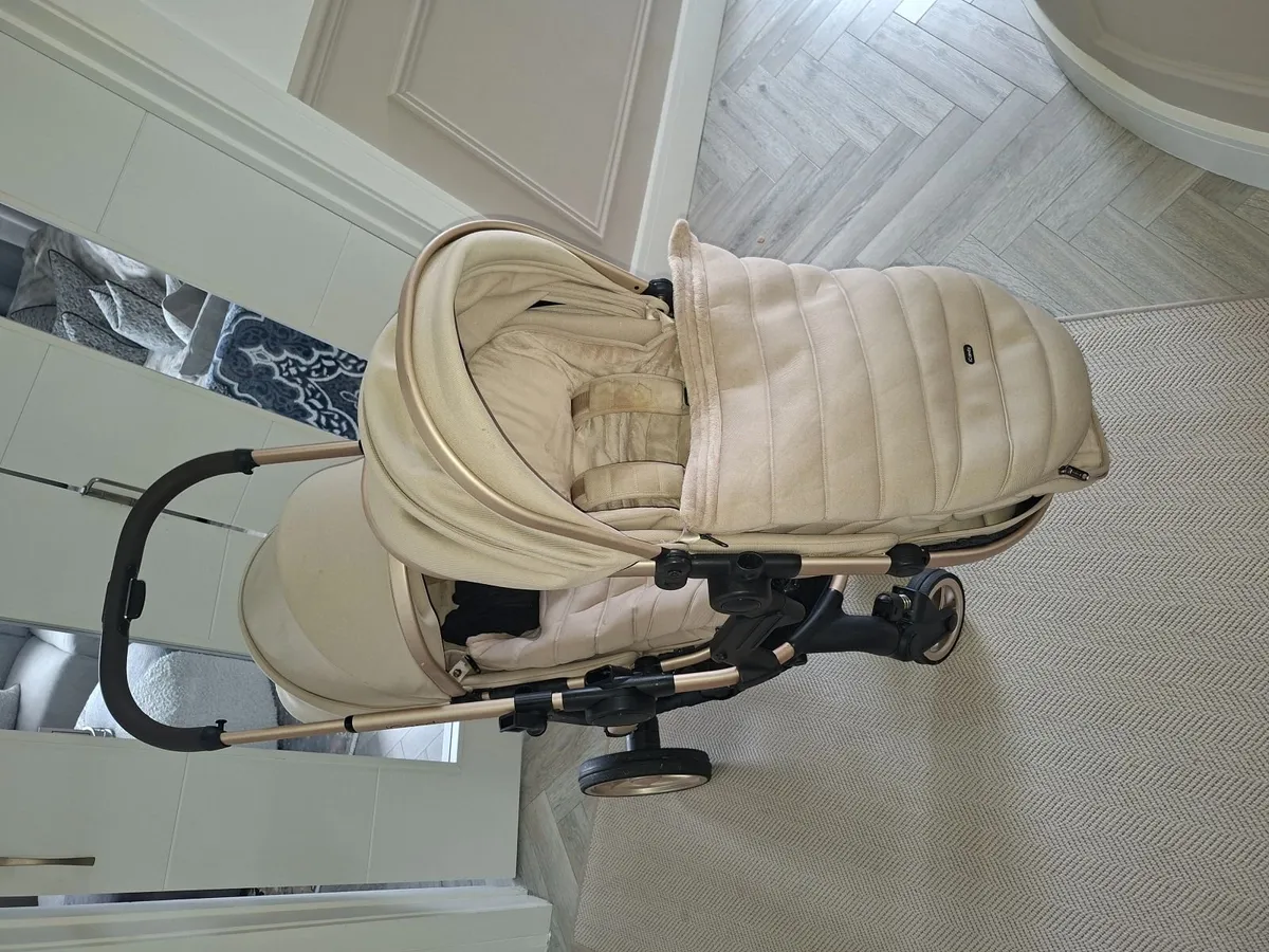 Pram/Buggy - Image 1