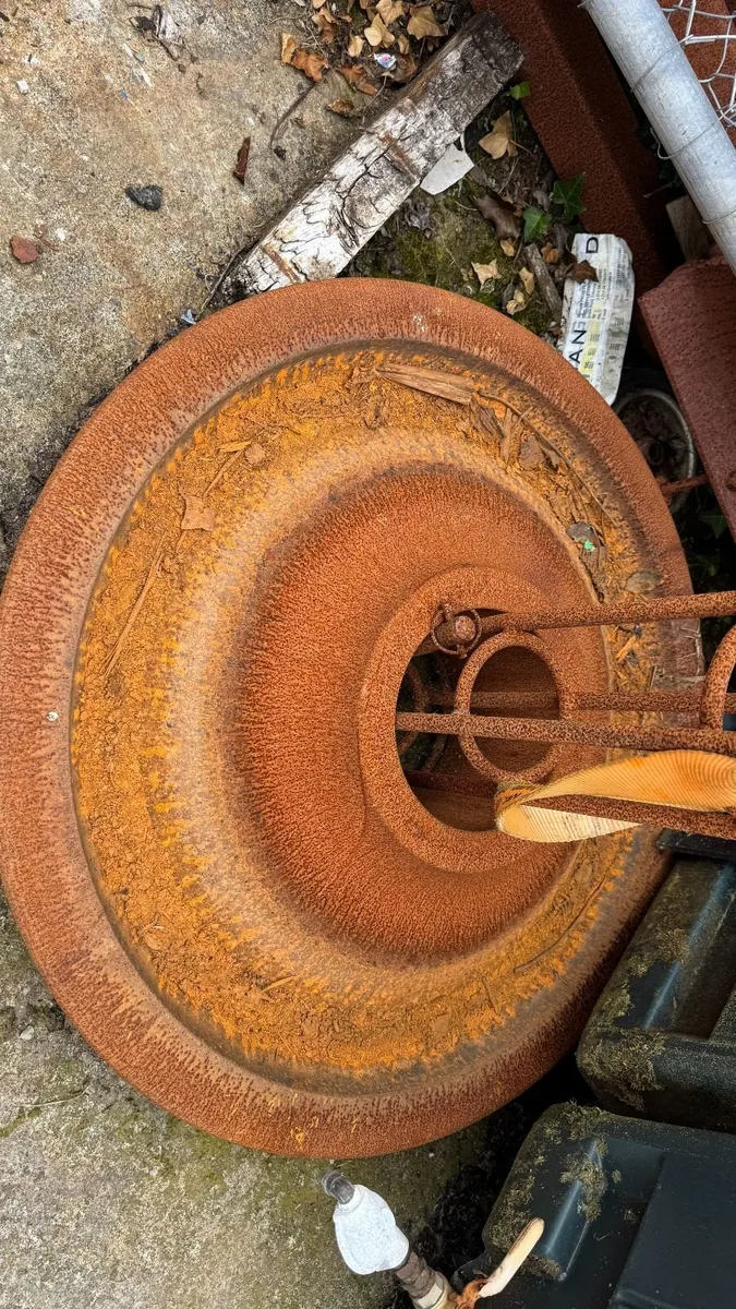 Train Wheel Boat very Heavy Mooring Weight - Image 2