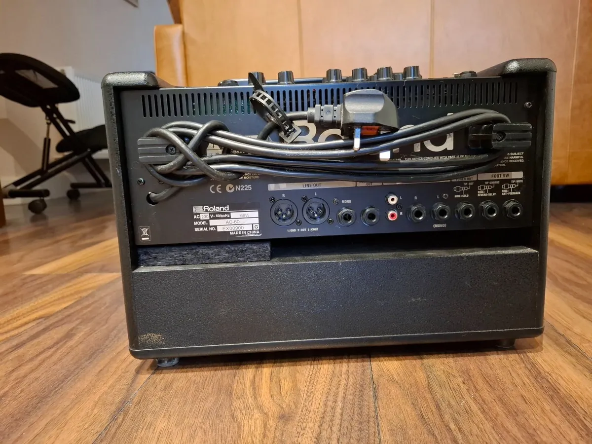 Amplifier: Roland AC-60 Acoustic Chorus - Image 3