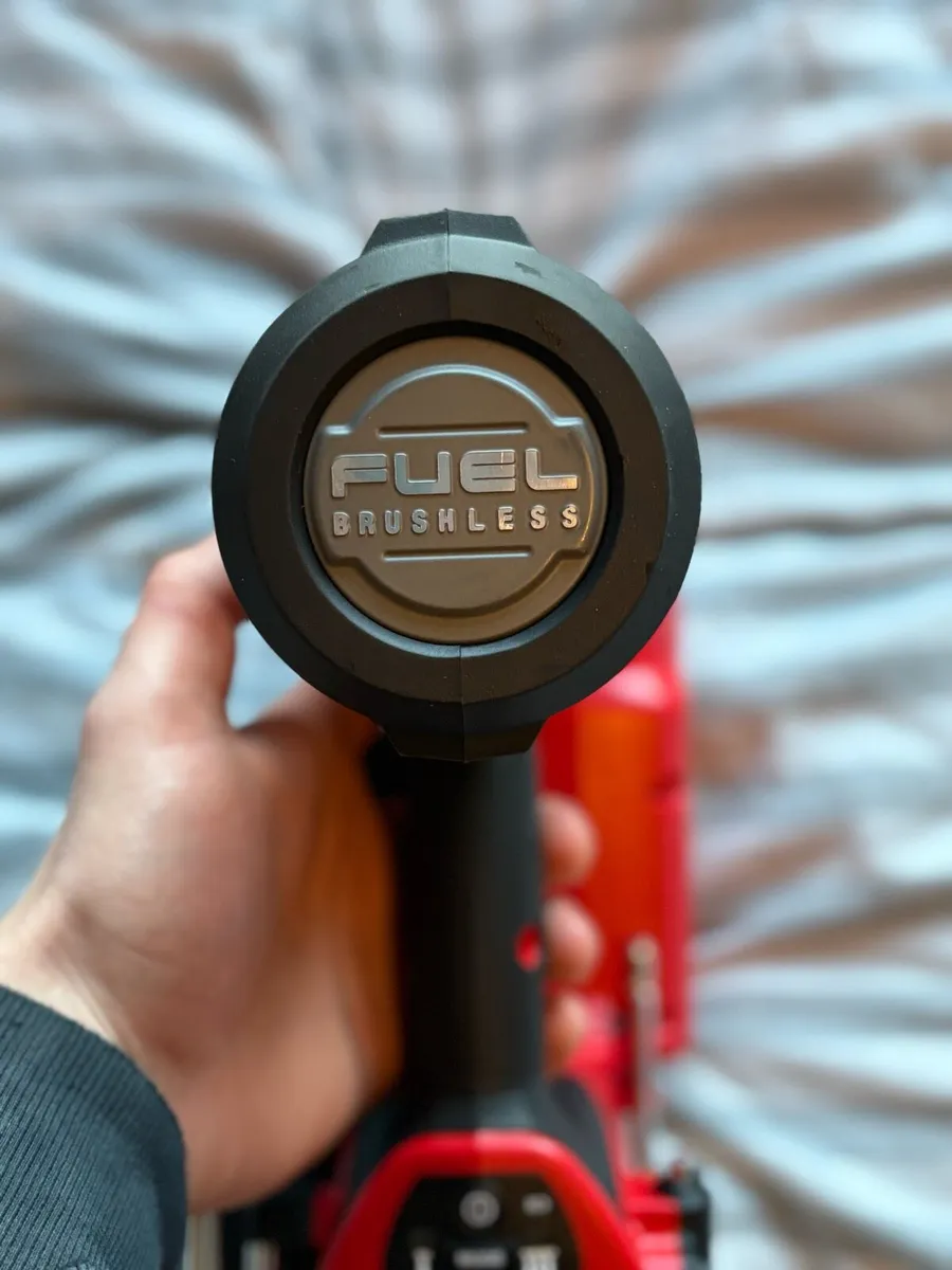 Milwaukee Framing Nailer - Image 3