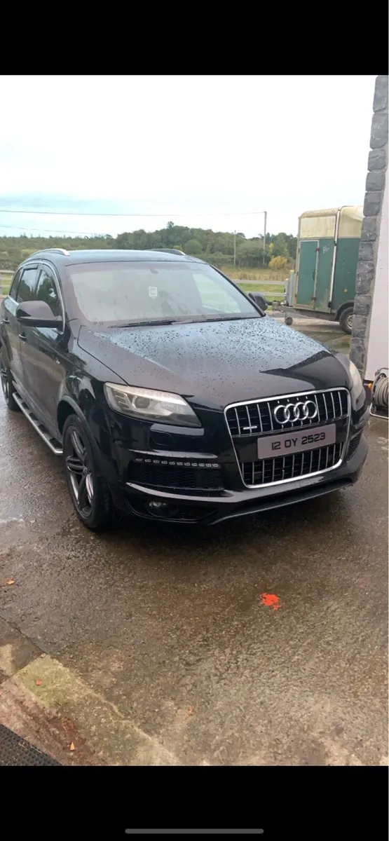 Audi Q7 - Image 1