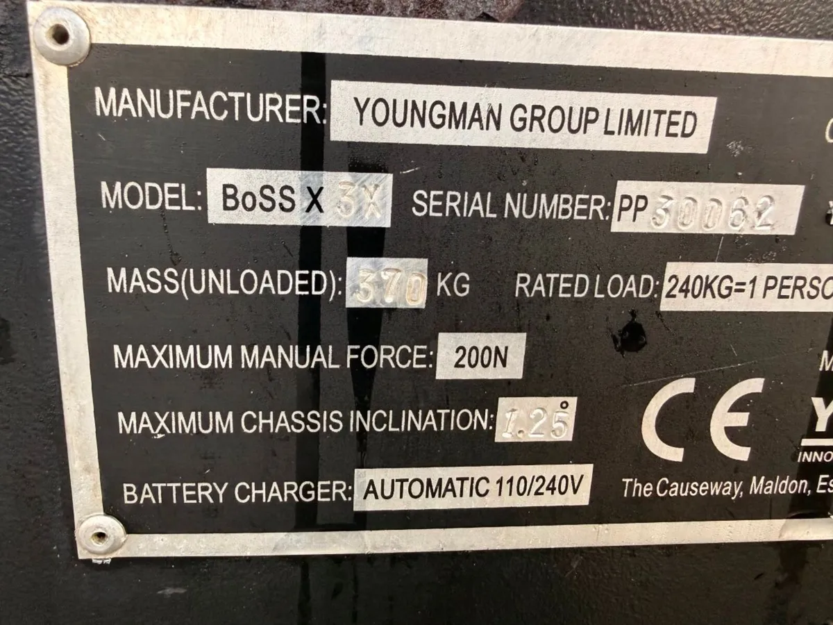 2018 youngman boss platform scissor lift....593v - Image 4