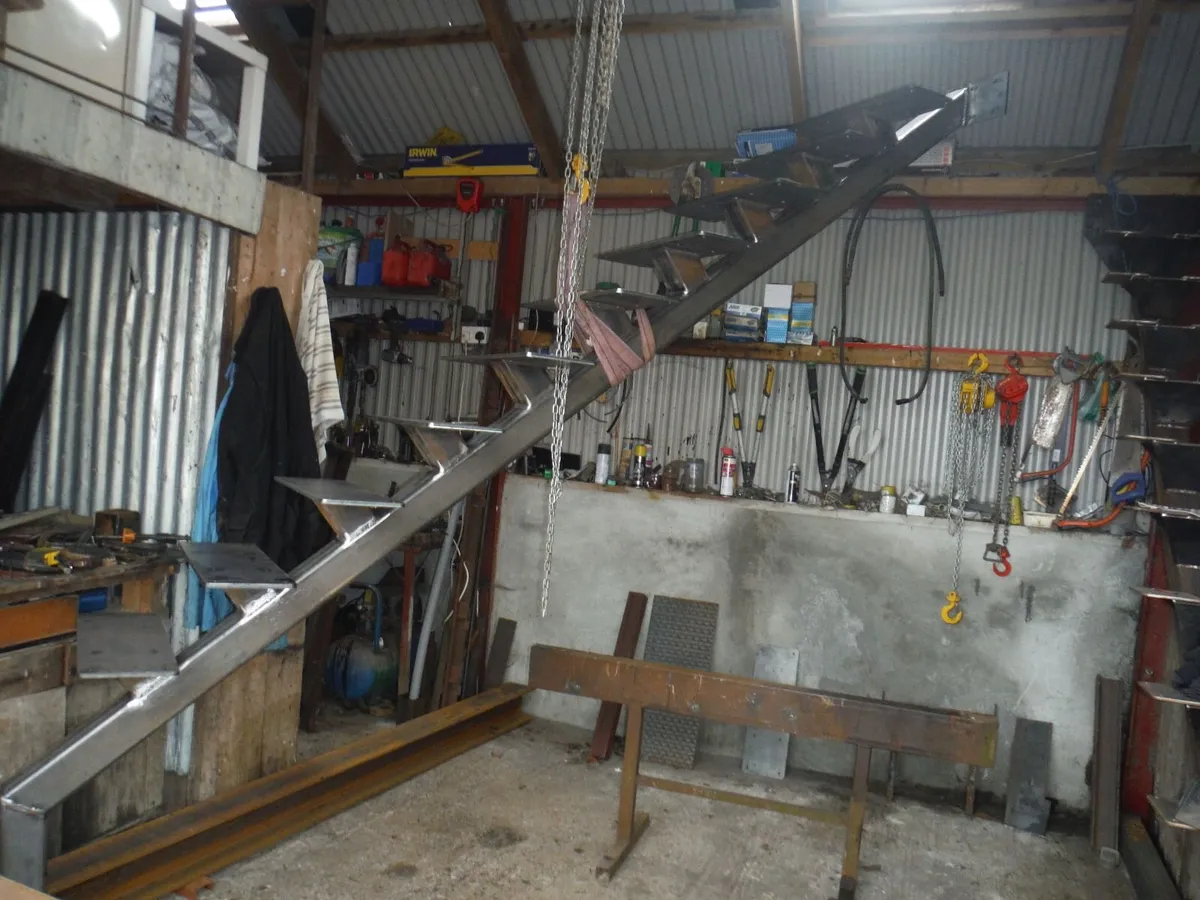 Steel Staircase - Image 4