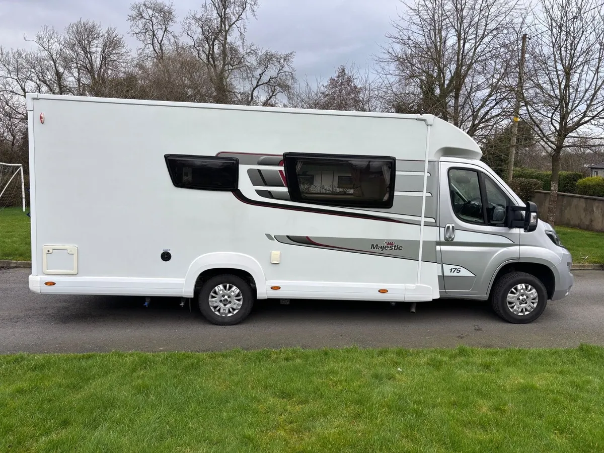 Elddis Majestic 175 Coachbuilt Motorhome 2018 2.0D - Image 2