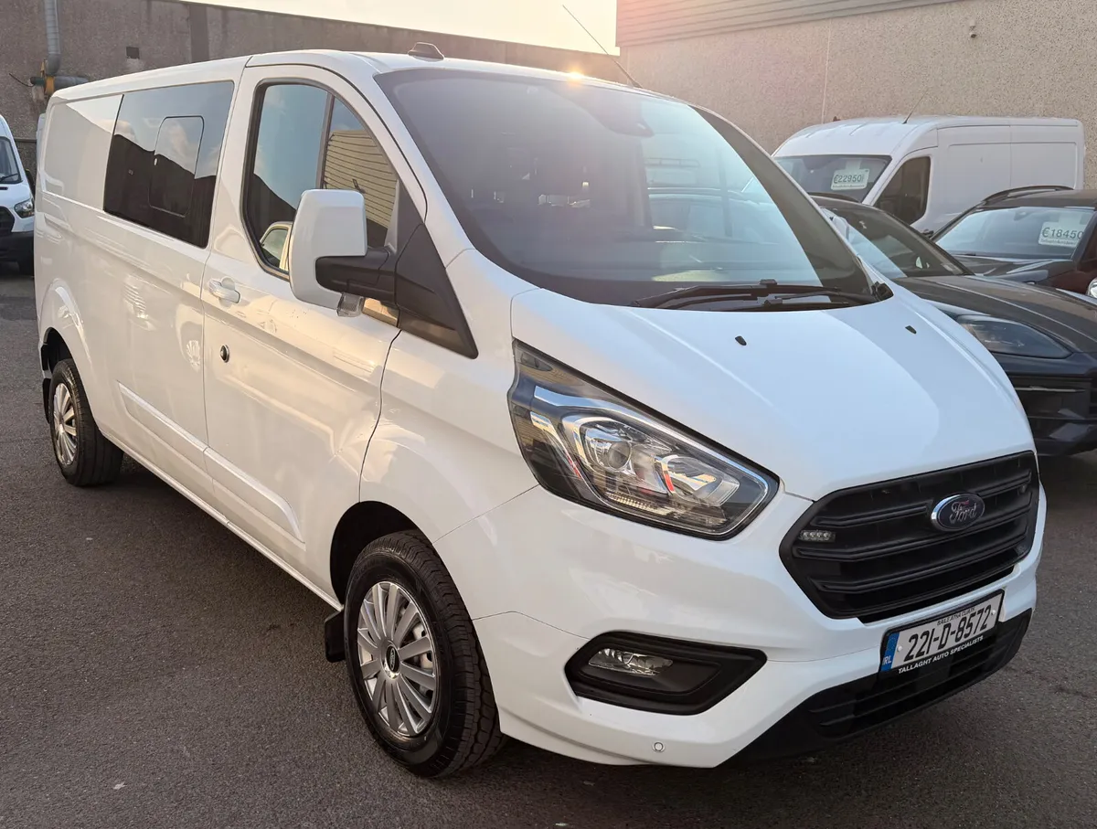 2022 Ford Custom CrewCab LWB - Image 1