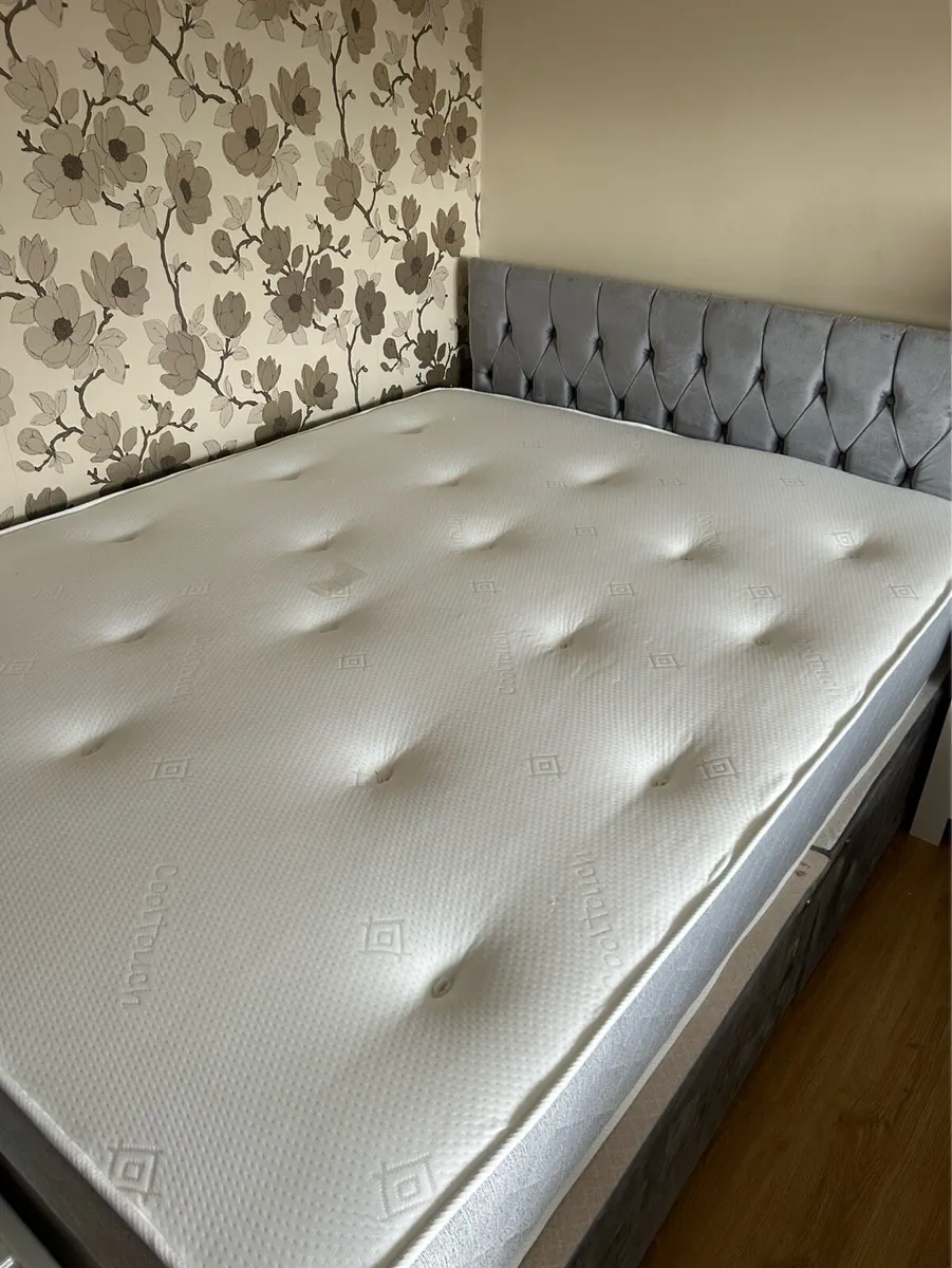 King size matttess - Image 1