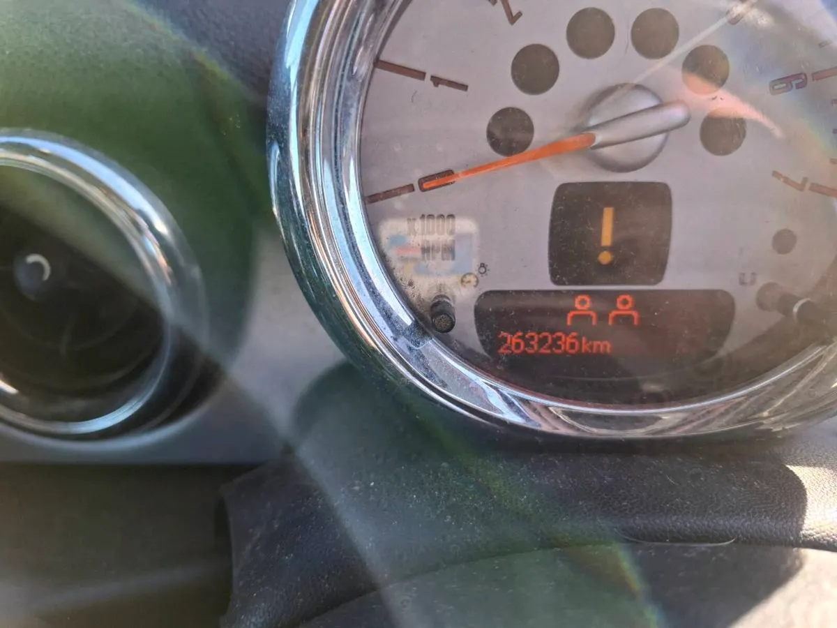 2013 MINI COOPER DIESEL - Image 4