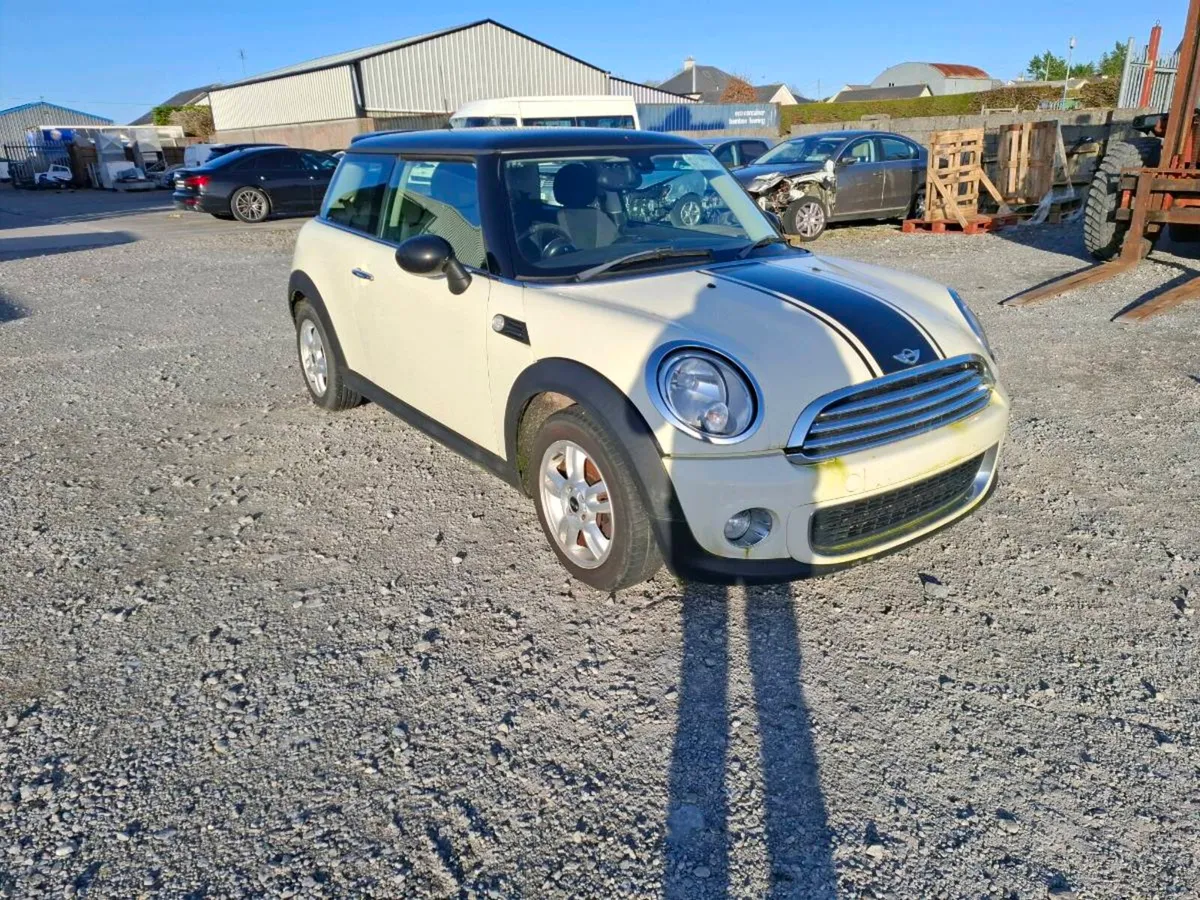 2013 MINI COOPER DIESEL - Image 1
