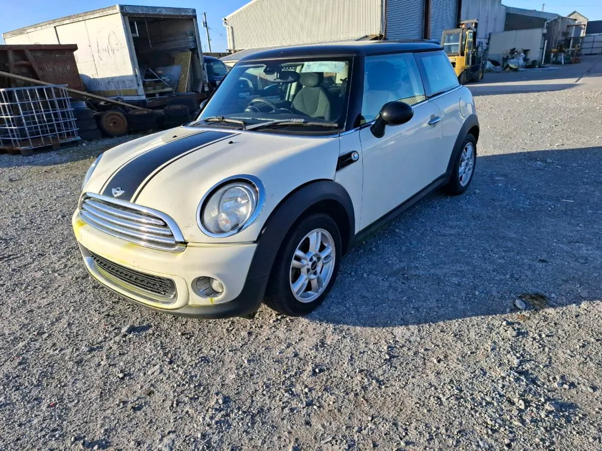 2013 MINI COOPER DIESEL - Image 2