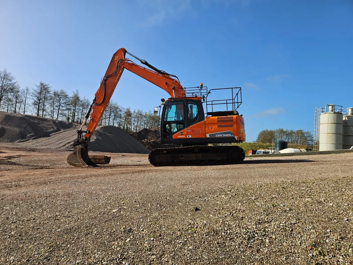 2018 Doosan DX140LC - Finance can be arranged - Image 1