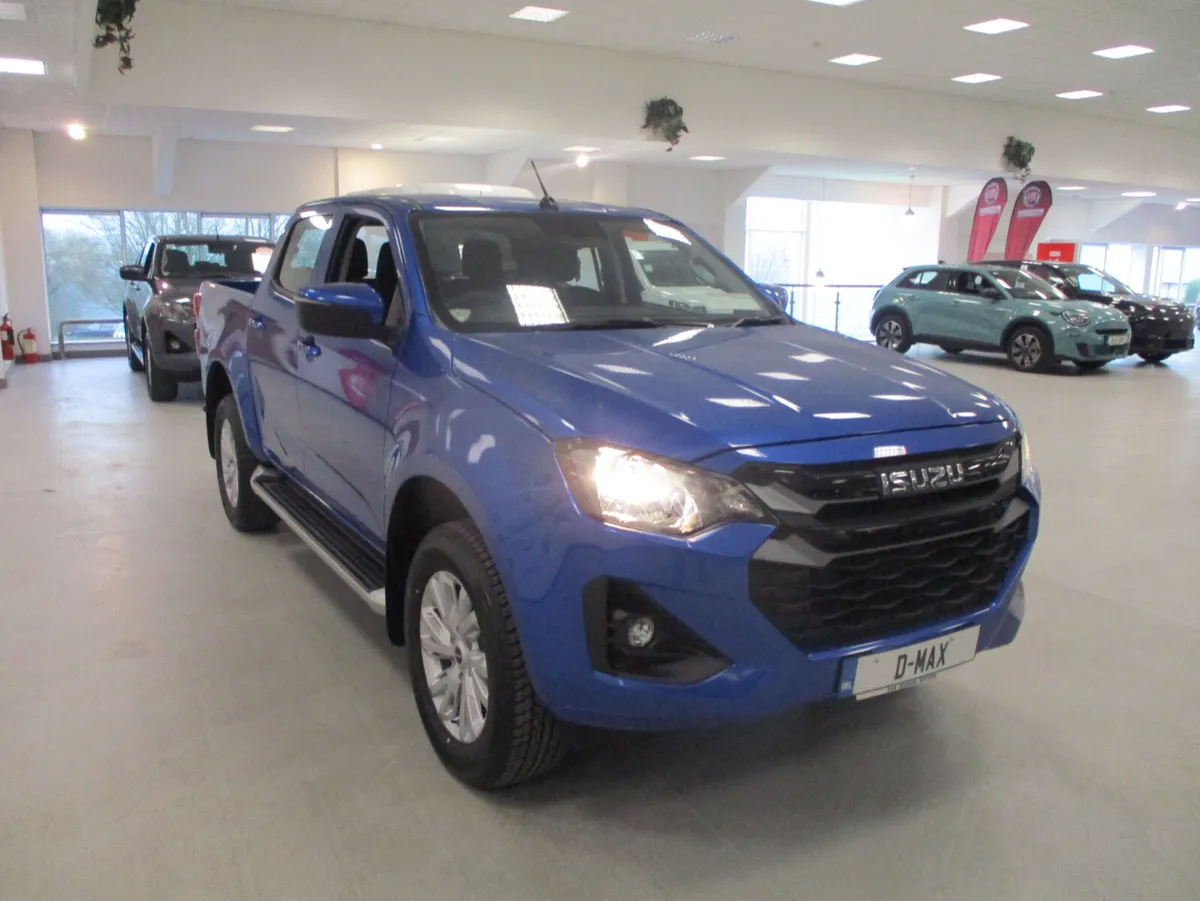 ISUZU D-MAX L CREW CAB PICK UP AUTO 4X4 2026 - Image 2