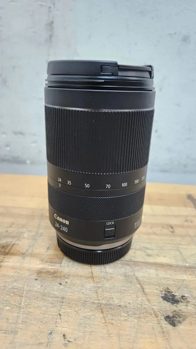 Canon RF 24-240mm F4-6.3 IS USM a € 948,00 (oggi) | Migliori prezzi e