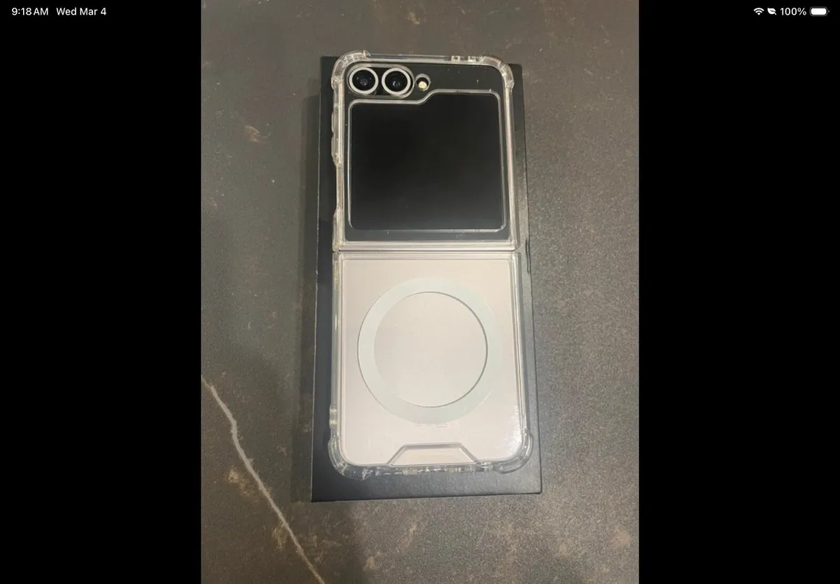 Samsung Z flip 6 - Image 4