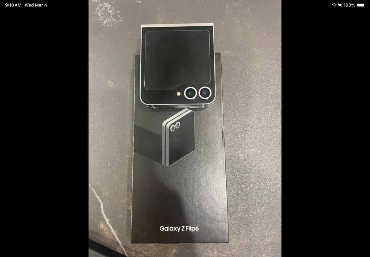 Samsung Z flip 6 - Image 3